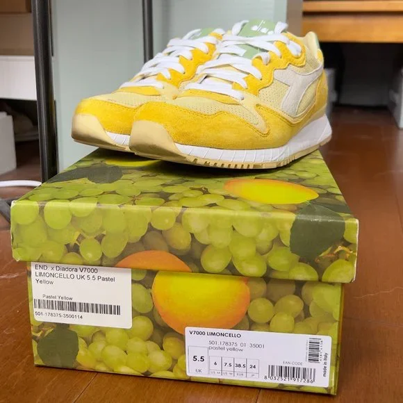 x Diadora V7000 Limoncello Sneakers Pastel Yellow US W US M